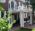 Porte cochere